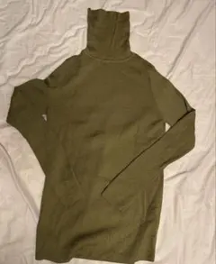 【UNIQLO】メリノリブタートルネックセーターXL