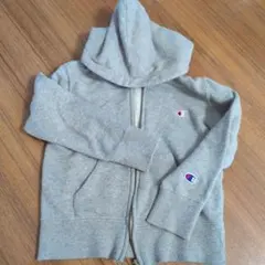 Champion グレー フルジップパーカー 120cm
