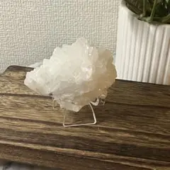 ニルヴァーナ水晶　台座付き ニルヴァーナ水晶 台座付き - メルカリ