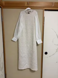 ホワイト花柄長袖ワンピース 入園式 入学式