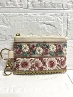 インド刺繍リボン　ミニポーチ　ハンドメイド