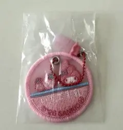 サンリオキャラクターズ　ミルクキャップシアーチャーム いちご牛乳　マイメロディ