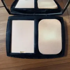 シャネル ウルトラ ル タン コンパクト B10