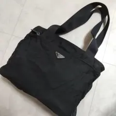 プラダ　トートバッグ　ショルダーバッグ　ナイロン