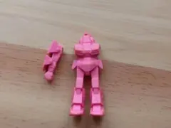 【当時物】ミニチュア フィギュア 消しゴム　ピンク　ガンダム ？ ガン消し ？