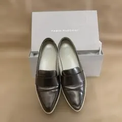 FABIO RUSCONI メタリックグレー ローファー
