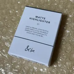 アンドビー マットハイライター 01のサムネイル
