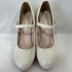 Item thumbnail for item c234ed8d-3a17-4a95-a9db-ea45d101052d