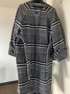 ミラ オーウェン Mila Owen 袖ボリュームノーカラーコクーンCT