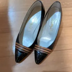 Yves Saint Laurent パンプス ブラックのサムネイル