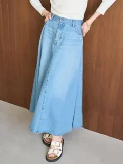 ミラオーウェン　✨　デニムスカート