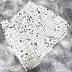 ARROW アロー（M）フレアスカート ショート丈 花柄 チェック柄のサムネイル