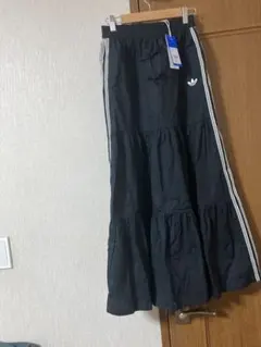 アディダスオリジナルスロングスカートM