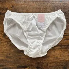 レディースショーツ　ホワイト　白　L かわいい女性下着　パンツ　Sayakaのサムネイル