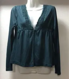 ダークグリーン