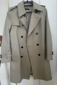 UNIQLOベージュ ダブルブレスト トレンチコート