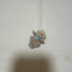 あかちゃんも、おててつなごうね。」のラッコ（そーだ）のサムネイル