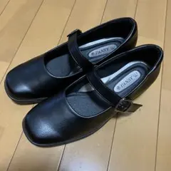 PANSY ブラック パンプス　23.5cmEEE