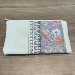 Item thumbnail for item cf5bc1e8-68d4-439d-ba5b-5e39948a54ef