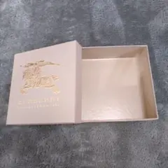 【空箱】BURBERRY ギフトボックス ベージュ