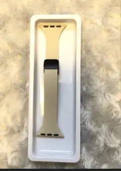 新品！スマートウォッチ　バンド　シリコン　ベージュ　シンプル