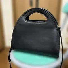 オールドコーチ　ショルダーバッグ　2way ハーフムーン　レザー　黒のサムネイル