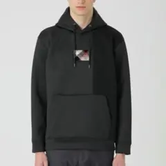 【新品】ブラックレーベルクレストブリッジ　パーカー　M　黒　バーバリー　512