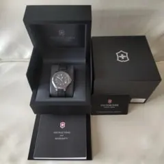VICTORINOX・ベースキャンプ クォーツ腕時計（未使用品）のサムネイル