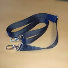 ショルダーストラップ