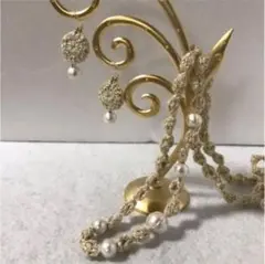 かぎ針編み　コットンパールのネックレス、イヤリングセット