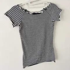 BrandyMelville ボーダーオフショルダー Tシャツ トップスのサムネイル