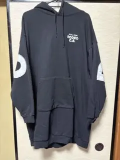 【ロデオクラウンズ 】レディース　ロングパーカー　黒　フリーサイズ　激安