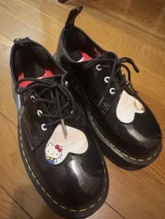 Dr.Martens ハローキティコラボ コラボローファー 革靴