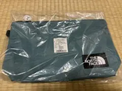 【新品・未開封】韓国限定 THE NORTH FACE ポーチ　グリーン　深緑のサムネイル