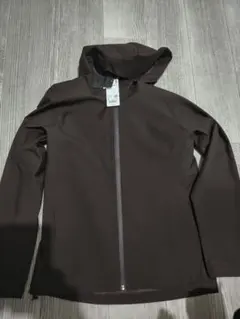 ユニクロSサイズ　ブロックテックパーカ　ダークブラウン Sサイズ