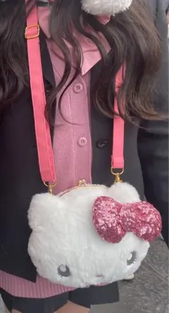 ユニバ キティポーチ