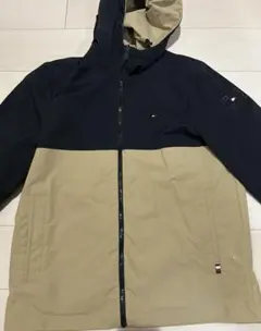 Tommy Hilfiger フード付きナイロンジャケット