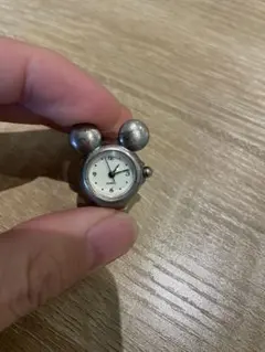 ミッキー型クオーツ時計 シルバー