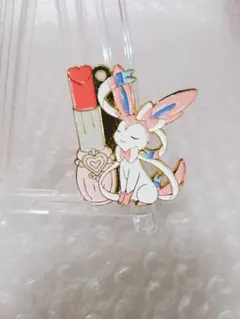 ニンフィア メタルキーホルダー - メルカリ
