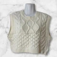 【w closet】新品タグ付き/ケーブル編みニットベスト/オフホワイト/F