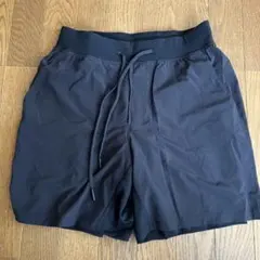 Lululemon 黒 ショートパンツ ジッパーポケットのサムネイル
