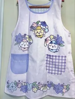 ちいかわ　CHIIKAWA 花柄エプロンのサムネイル