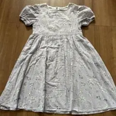 BeBe 花柄 半袖ワンピース 130サイズ