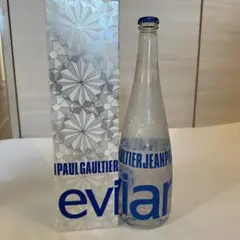 2026年最新】エビアン イヤーボトルの人気アイテム - メルカリ