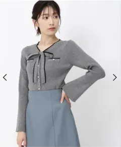 配色ボウタイビジューニット