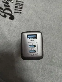 Anker PowerPort III 3-Port 65W USBPD充電器