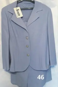 イタリア製HERMILLE水色スーツ タイトスカート46 タグ付き未使用品