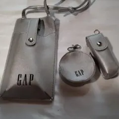 雑誌付録、GAP シルバー スマホショルダーバッグ