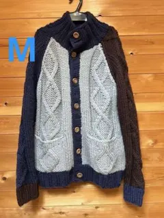 Columbia ケーブル編みハイネックニットセーター　古着