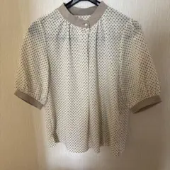 お値下げ　ITS’DEMO 半袖ブラウスのサムネイル